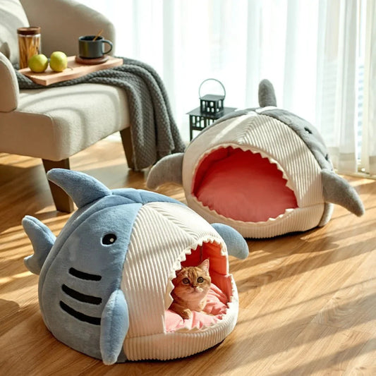 Cuccia di lusso in peluche a forma di squalo